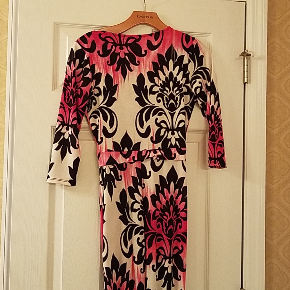 Dress - Picture 3 of 4